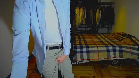 Snapshot of charlieseyer chatting on 01-31-25, 11:24 carlos reyes online show from 01-31-25, 11:24