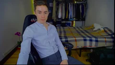 Snapshot of charlieseyer chatting on 01-09-26, 08:50 carlos reyes online show from 01-09-26, 08:50