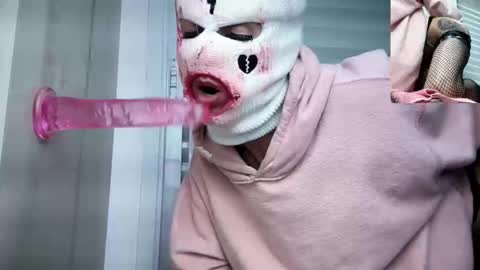 Charlie Throat online show from 02-26-26, 06:45