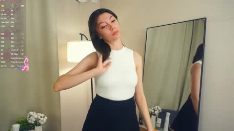 Yumi online show from 02-21-26, 06:42