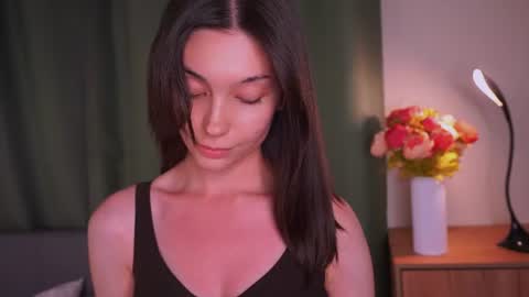 Yumi online show from 06-11-26, 12:32