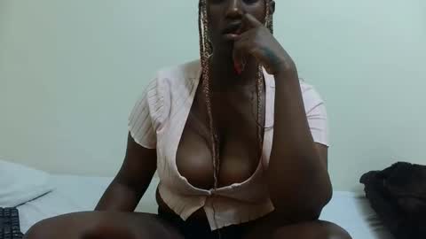 Snapshot of charllette chatting on 02-27-25, 06:18 charllette online show from 02-27-25, 06:18