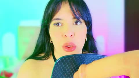 Charloott Evans online show from 10-18-25, 04:37