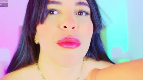 Charloott Evans online show from 12-14-25, 10:25