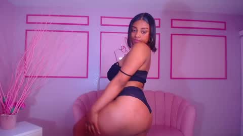 Charlote  online show from 01-14-25, 01:38