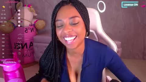 Charlote  online show from 10-31-25, 01:17