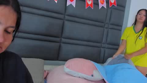 charlott_liam online show from 03-02-25, 02:19