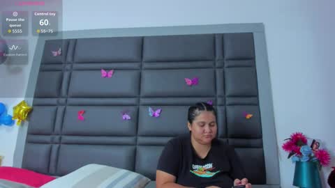 charlott_liam online show from 09-18-25, 03:08