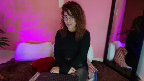 Char 3 online show from 03-03-25, 06:55