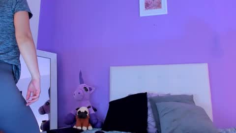 Char 3 online show from 10-15-25, 01:44