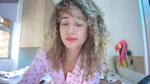 Snapshot of charlotte1117 chatting on 07-03-26, 08:48 Char 3 online show from 07-03-26, 08:48