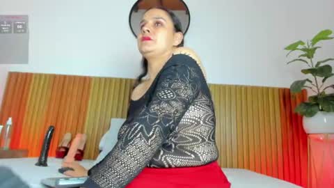 Snapshot of charlotte13x chatting on 07-11-26, 03:20 C H A R L O T T E online show from 07-11-26, 03:20