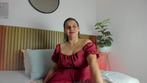 Snapshot of charlotte13x chatting on 07-29-26, 02:10 C H A R L O T T E online show from 07-29-26, 02:10