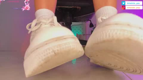 charlotte  grey online show from 10-02-25, 08:16