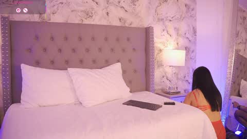 Charlotte online show from 04-07-26, 01:50