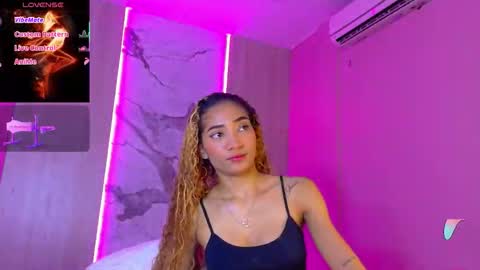 CHARLOTTE online show from 11-26-25, 12:06