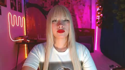 Snapshot of charlotte_morh_ chatting on 05-20-26, 01:23 charlotte_morh_ online show from 05-20-26, 01:23