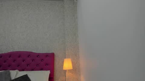 Snapshot of charlotte_ponce chatting on 12-04-25, 11:30 Chalotte online show from 12-04-25, 11:30