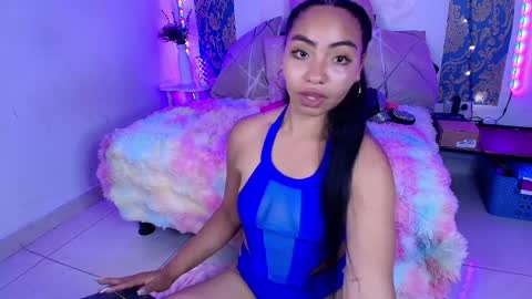 Snapshot of charlotte_princess_1 chatting on 04-06-26, 06:25 charlotte_princess_1 online show from 04-06-26, 06:25