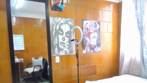 Charlotte online show from 03-04-25, 01:49