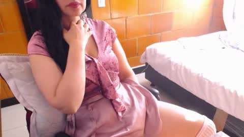 Snapshot of charlotte_temple chatting on 02-11-26, 01:38 Charlotte online show from 02-11-26, 01:38