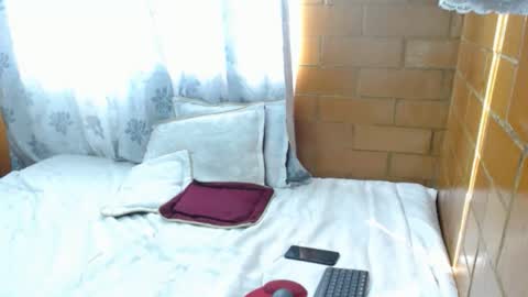 Snapshot of charlotte_temple chatting on 03-03-26, 01:39 Charlotte online show from 03-03-26, 01:39