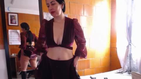 Snapshot of charlotte_temple chatting on 05-25-26, 12:00 Charlotte online show from 05-25-26, 12:00