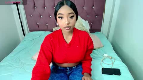 charlotte_walker1 online show from 11-04-25, 01:21