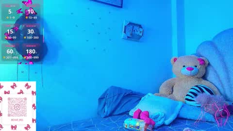 Snapshot of charlotte_walker1 chatting on 01-10-26, 05:09 charlotte_walker1 online show from 01-10-26, 05:09