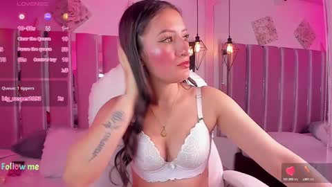 charlotte_walker__ online show from 01-25-25, 04:34