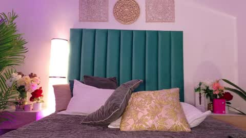 Charlotte Brandt online show from 04-12-26, 03:17