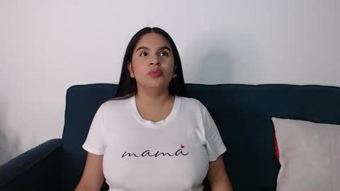 Snapshot of charlottecutie_1 chatting on 11-19-25, 09:20 Charlotte and Eric online show from 11-19-25, 09:20