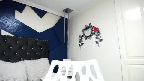  C H A R L O T T E  online show from 03-01-25, 06:21