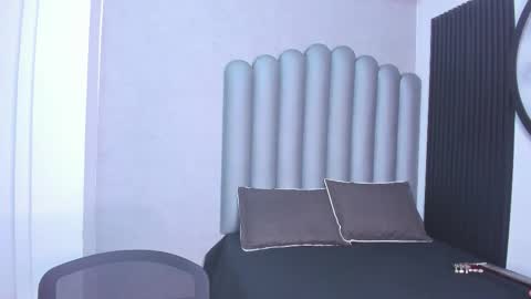 charlottee_starr online show from 11-03-25, 07:37