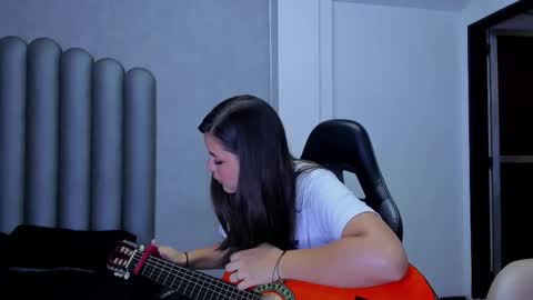 charlottee_starr online show from 11-28-25, 07:49