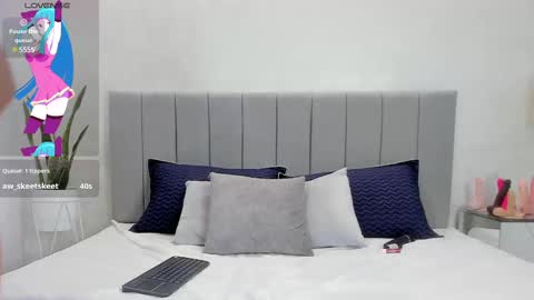 Snapshot of charlotteg18 chatting on 02-13-25, 10:23 Charlote online show from 02-13-25, 10:23