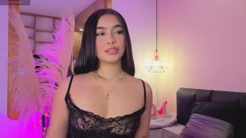 Snapshot of charlotteg18 chatting on 03-18-26, 02:15 Charlote online show from 03-18-26, 02:15