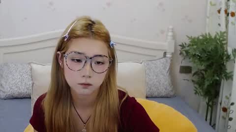 Snapshot of charlottelin chatting on 10-14-25, 01:45 Charlotte online show from 10-14-25, 01:45