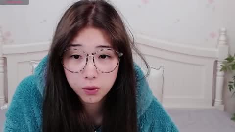 Snapshot of charlottelin chatting on 12-01-25, 07:30 Charlotte online show from 12-01-25, 07:30