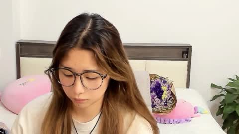 Charlotte online show from 03-19-26, 04:33