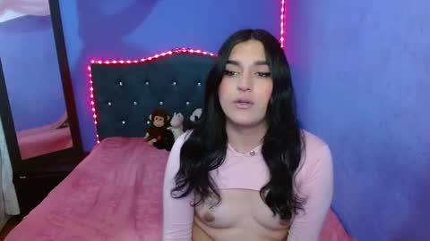 Snapshot of charlotteturners chatting on 12-15-24, 06:18 VALERIA online show from 12-15-24, 06:18