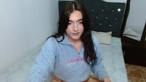 Snapshot of charlotteturners chatting on 10-09-25, 06:17 VALERIA online show from 10-09-25, 06:17