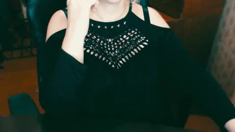 CharlotteXTasty online show from 12-04-24, 12:58