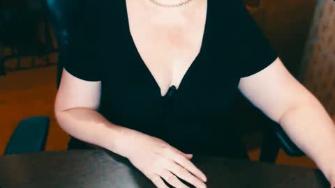 CharlotteXTasty online show from 02-06-25, 02:04