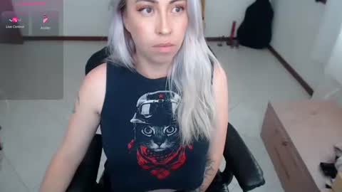 Snapshot of charlottezoe1 chatting on 12-04-24, 07:34 charlottezoe online show from 12-04-24, 07:34