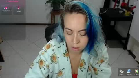 Snapshot of charlottezoe1 chatting on 02-14-25, 08:31 charlottezoe online show from 02-14-25, 08:31