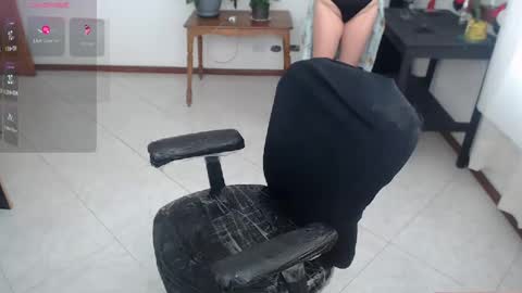 Snapshot of charlottezoe1 chatting on 02-17-25, 06:48 charlottezoe online show from 02-17-25, 06:48