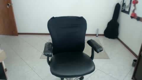 Snapshot of charlottezoe1 chatting on 03-04-26, 04:35 charlottezoe online show from 03-04-26, 04:35