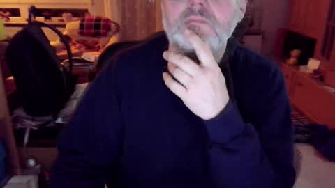 charly1711 online show from 01-13-26, 06:02