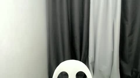 Snapshot of charm_fuckdoll8 chatting on 12-15-25, 10:08 charm_fuckdoll8 online show from 12-15-25, 10:08